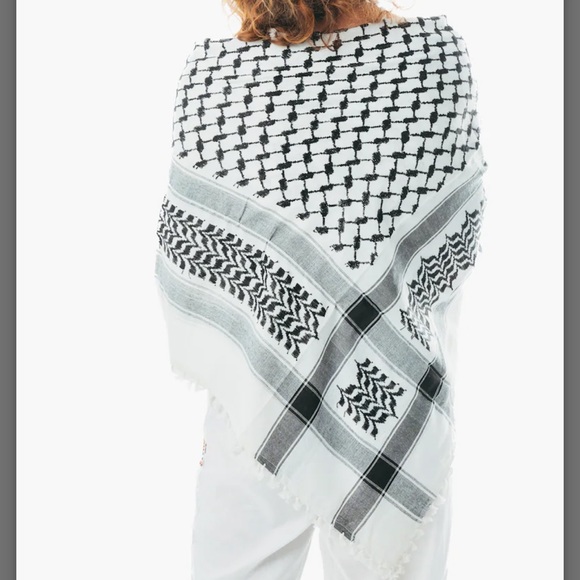 Houndstooth scarf, Keffiyeh, Arafat Hatta, cotton wide scarf with tasselsShemagh - Picture 3 of 3